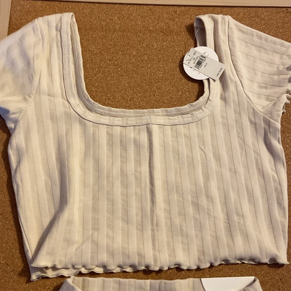 Active set - Picture 3 of 4